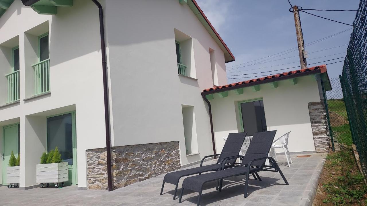 La Chapisteria De Somao Holiday home
